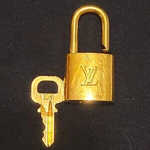 LV Lock & Key #306